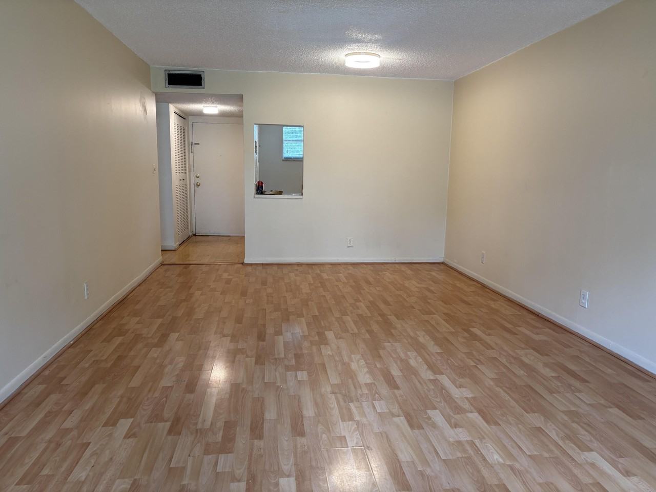 7501 Nw 16th St #3207 - Photo 2 of 9