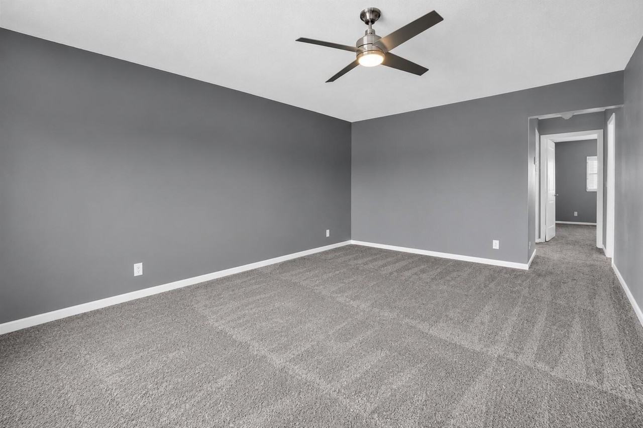 10000 Meridian Way N #15 - Photo 4 of 12
