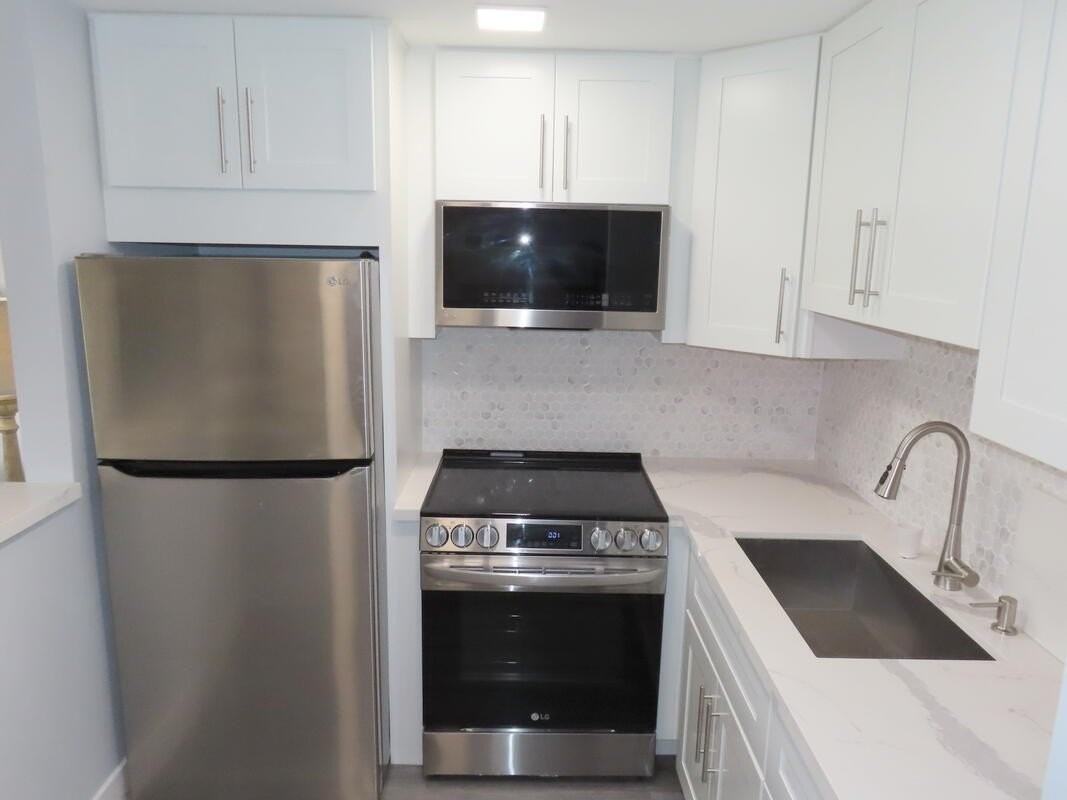 101 Hastings G - Photo 5 of 50