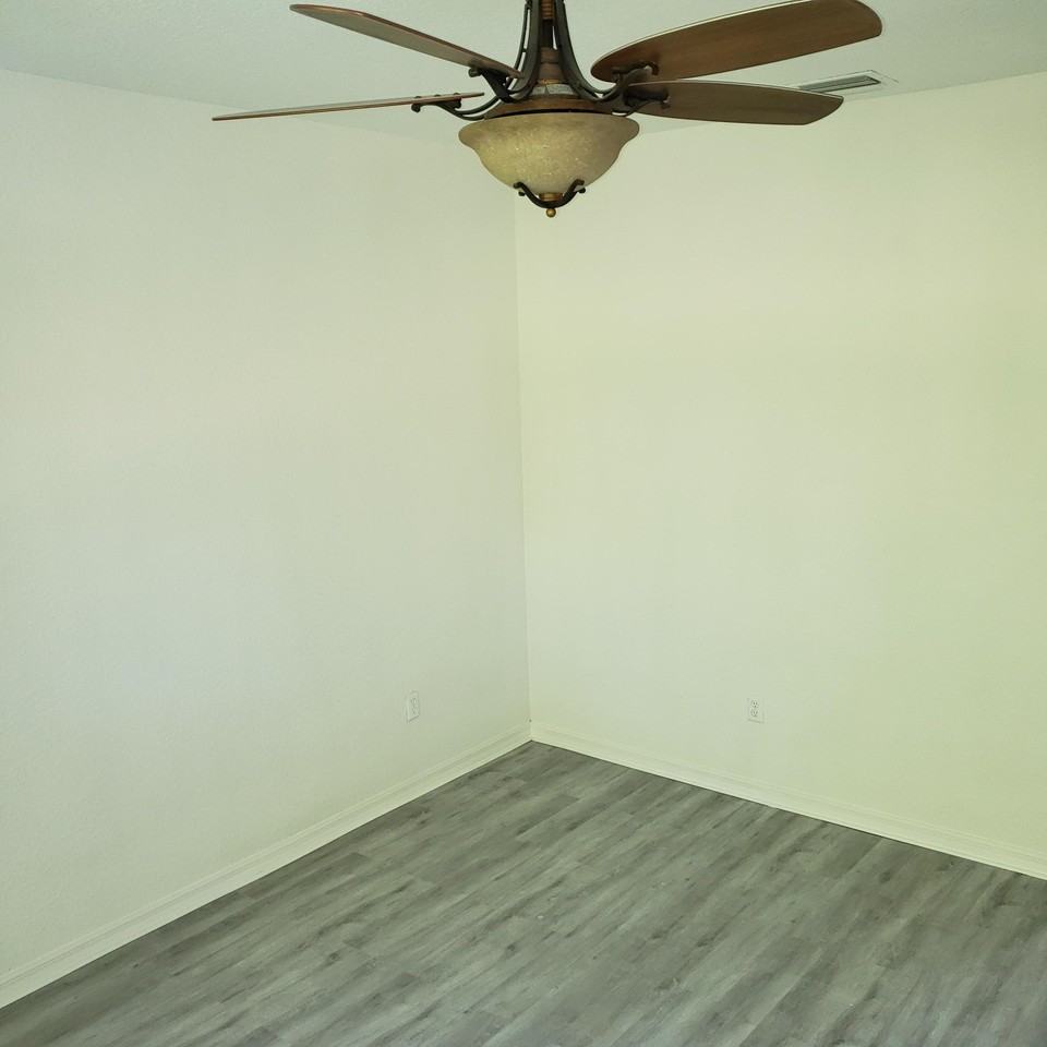 4948 Leeward Ln #3707 - Photo 4 of 18