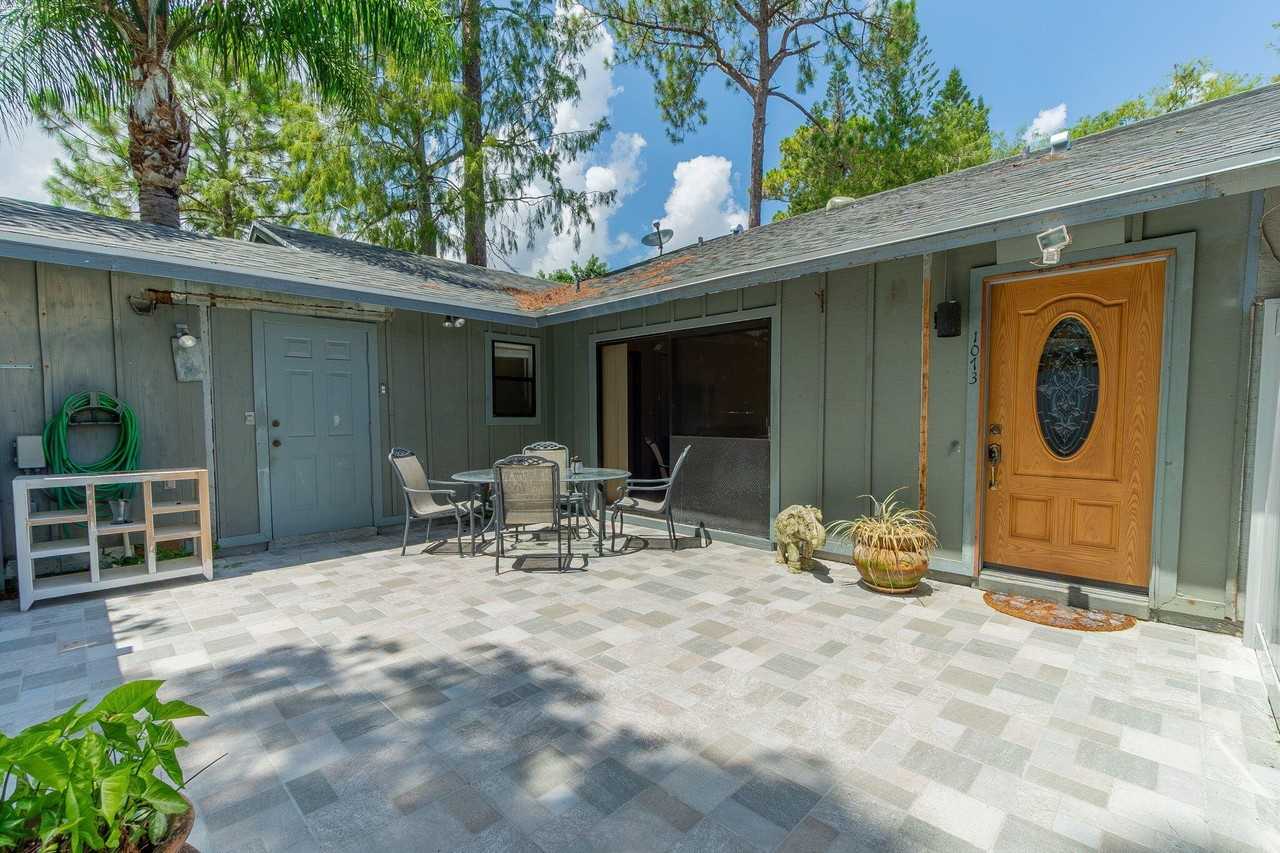 1073 Goldenrod Rd - Photo 6 of 25
