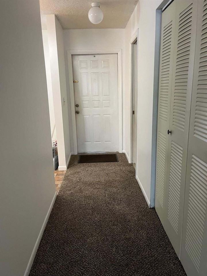 1361 Nw 94th Way #1361 - Photo 6 of 9