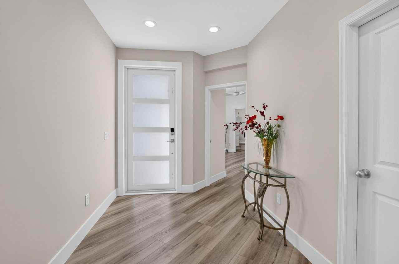 5338 Nw 26th Cir - Photo 5 of 50