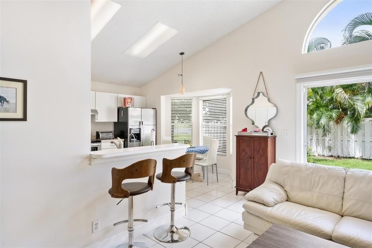 2606 Bedford Mews Dr - Photo 6 of 20