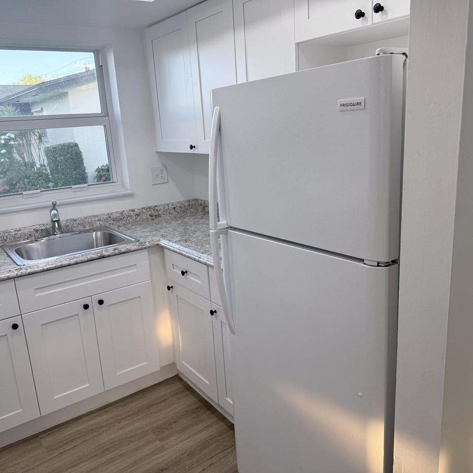 2965 Ashley Dr W #I - Photo 5 of 13