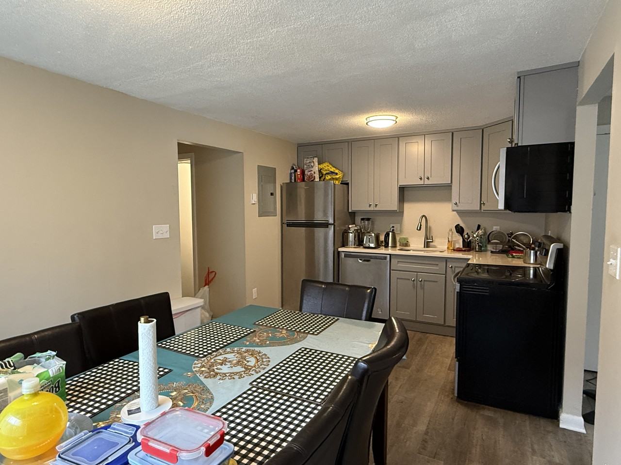 56 Seymour St #5 - Photo 4 of 11