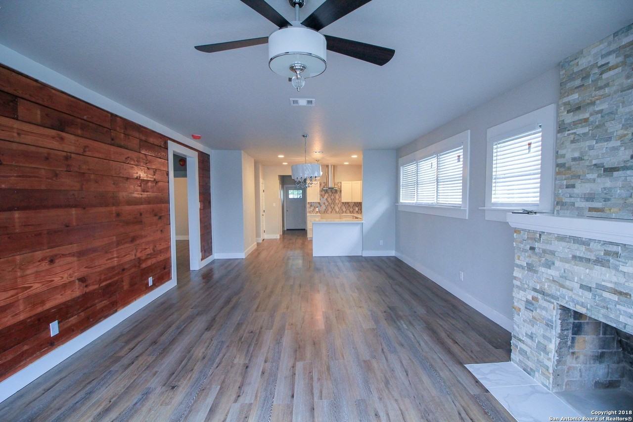 1138 Iowa St - Photo 6 of 19
