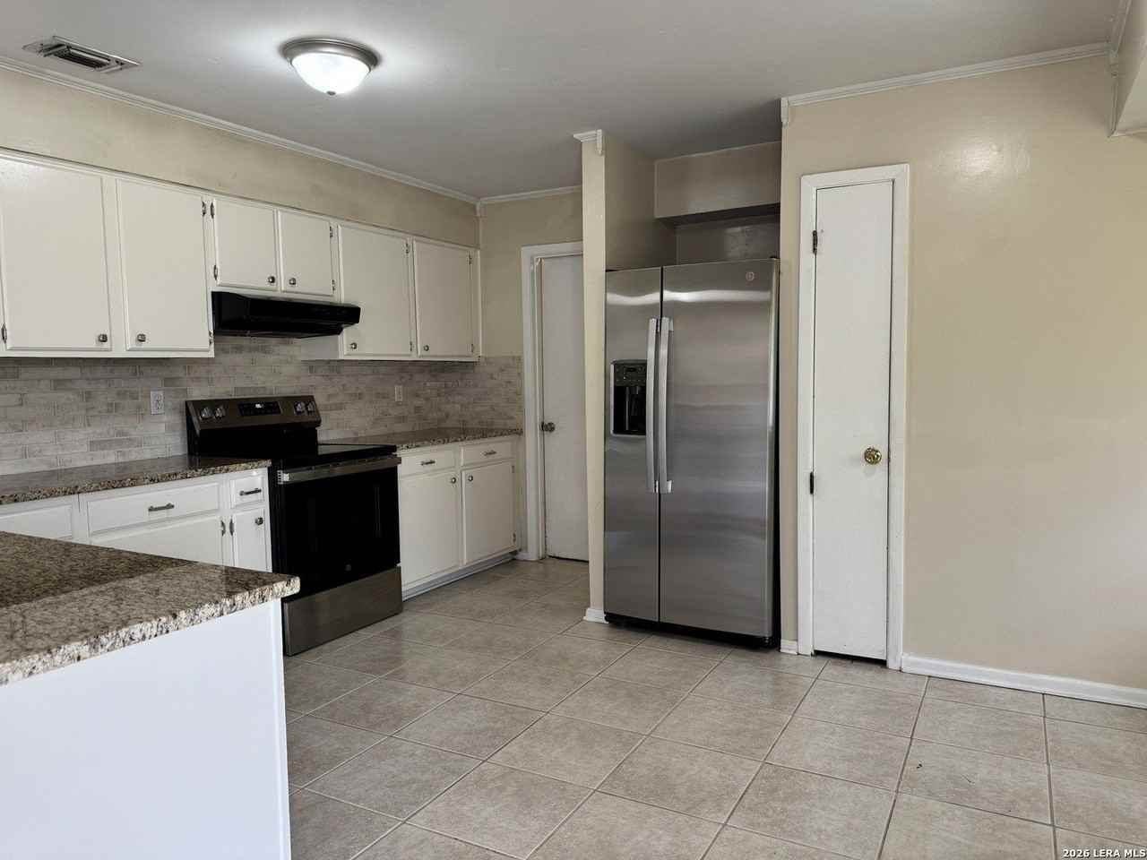 6919 Moon Lake Dr - Photo 7 of 24