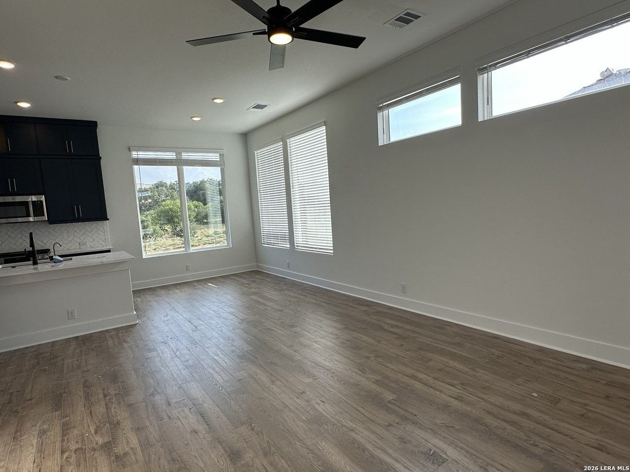 20675 Huebner Rd #201 - Photo 5 of 22