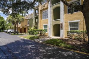 featured image of 1005 Bella Vista Blvd