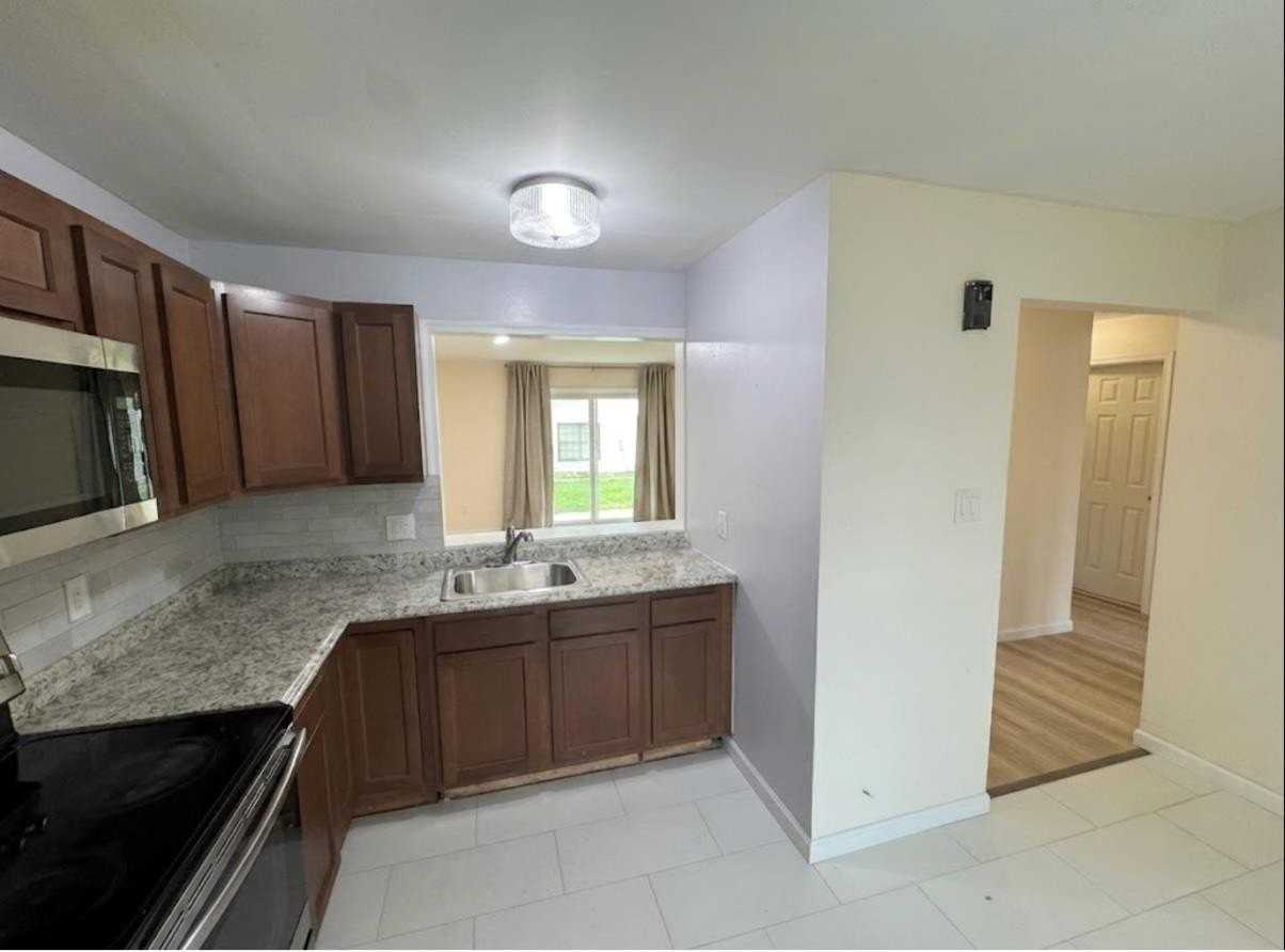 3503 Woodlands Dr #3503 - Photo 4 of 11