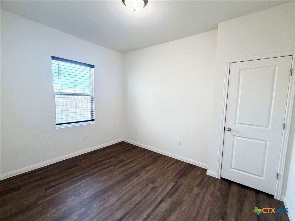 360 Bell Rings Dr - Photo 5 of 10
