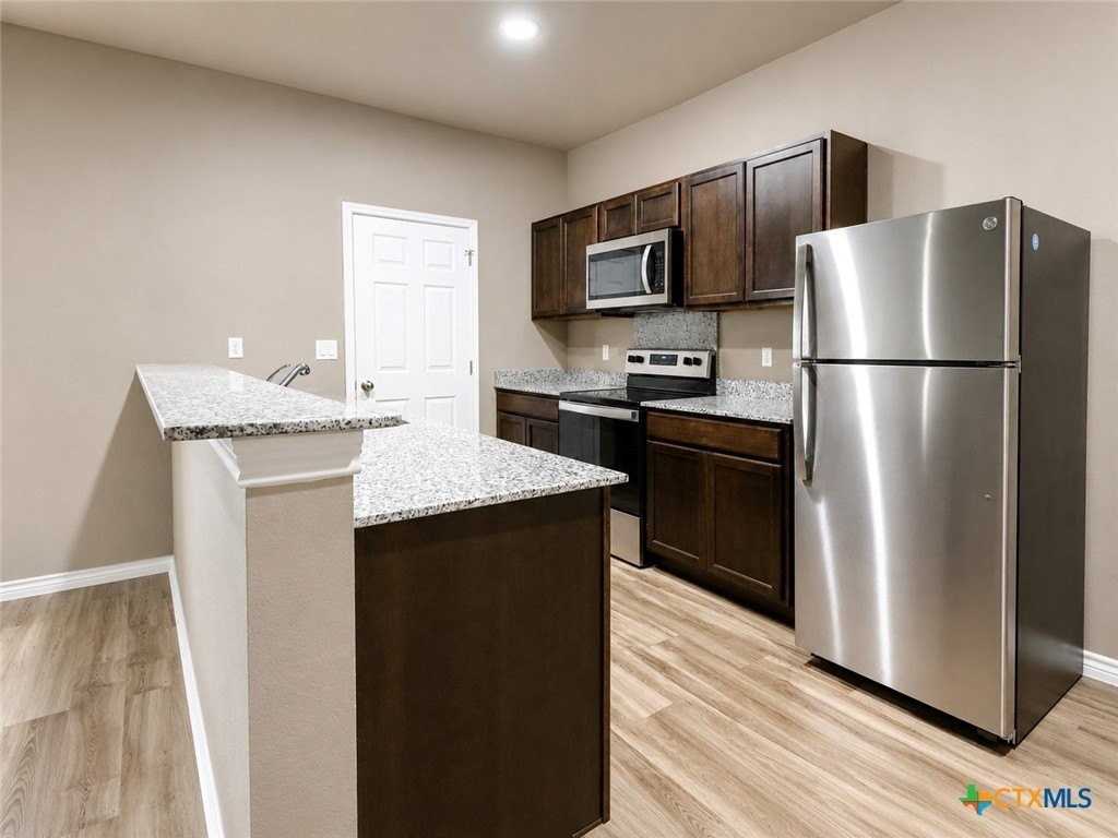 1204 N 18th St #A2 - Photo 7 of 13