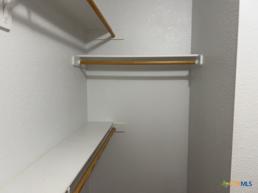 2509 Lavender Ln - Photo 7 of 10