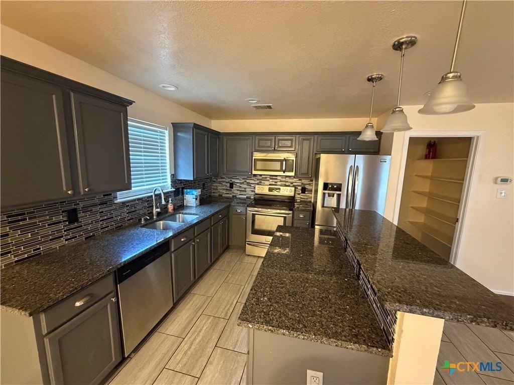 212 Lottie Ln - Photo 7 of 15