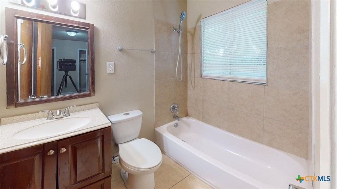 915 S 15th St #917 - Photo 5 of 17