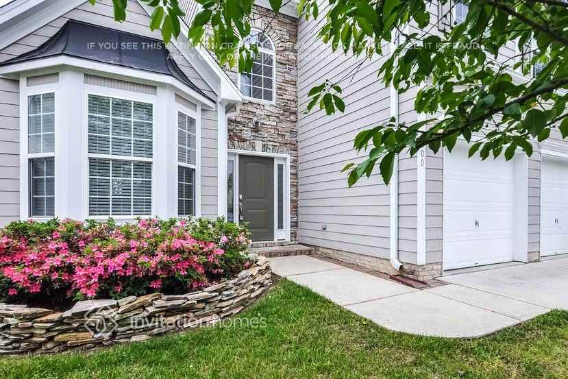5600 Keowee Way - Photo 2 of 13