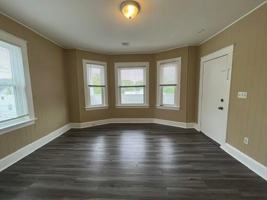 featured image of 70 Oliver St #3F