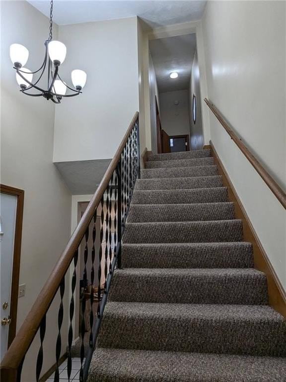 207 Glen Dr - Photo 4 of 7