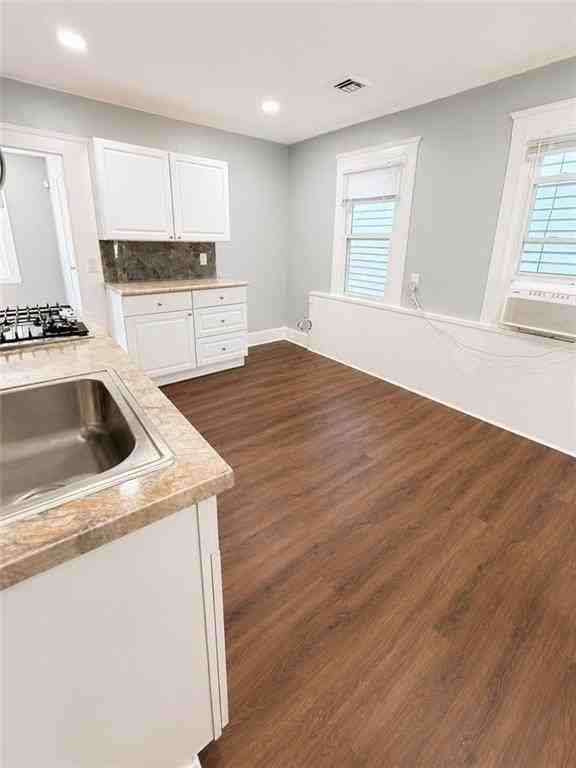 33 W Friendship St #2 - Photo 4 of 12