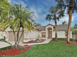 featured image of 4705 Nw 76th St