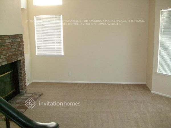 39201 Chalfont Ln - Photo 2 of 8