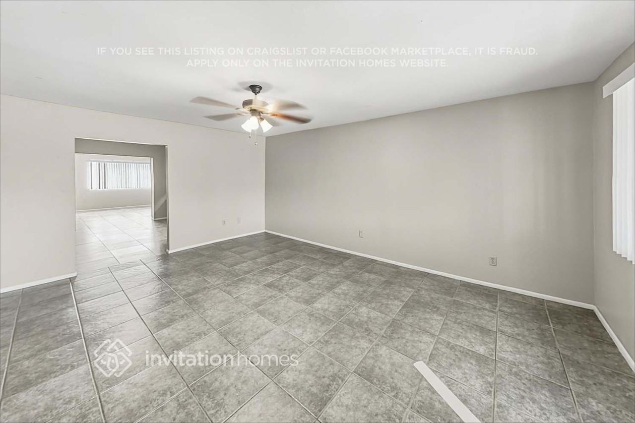 12801 N 112th Ave - Photo 6 of 19