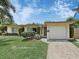 featured image of 2720 Sw 15th Ct