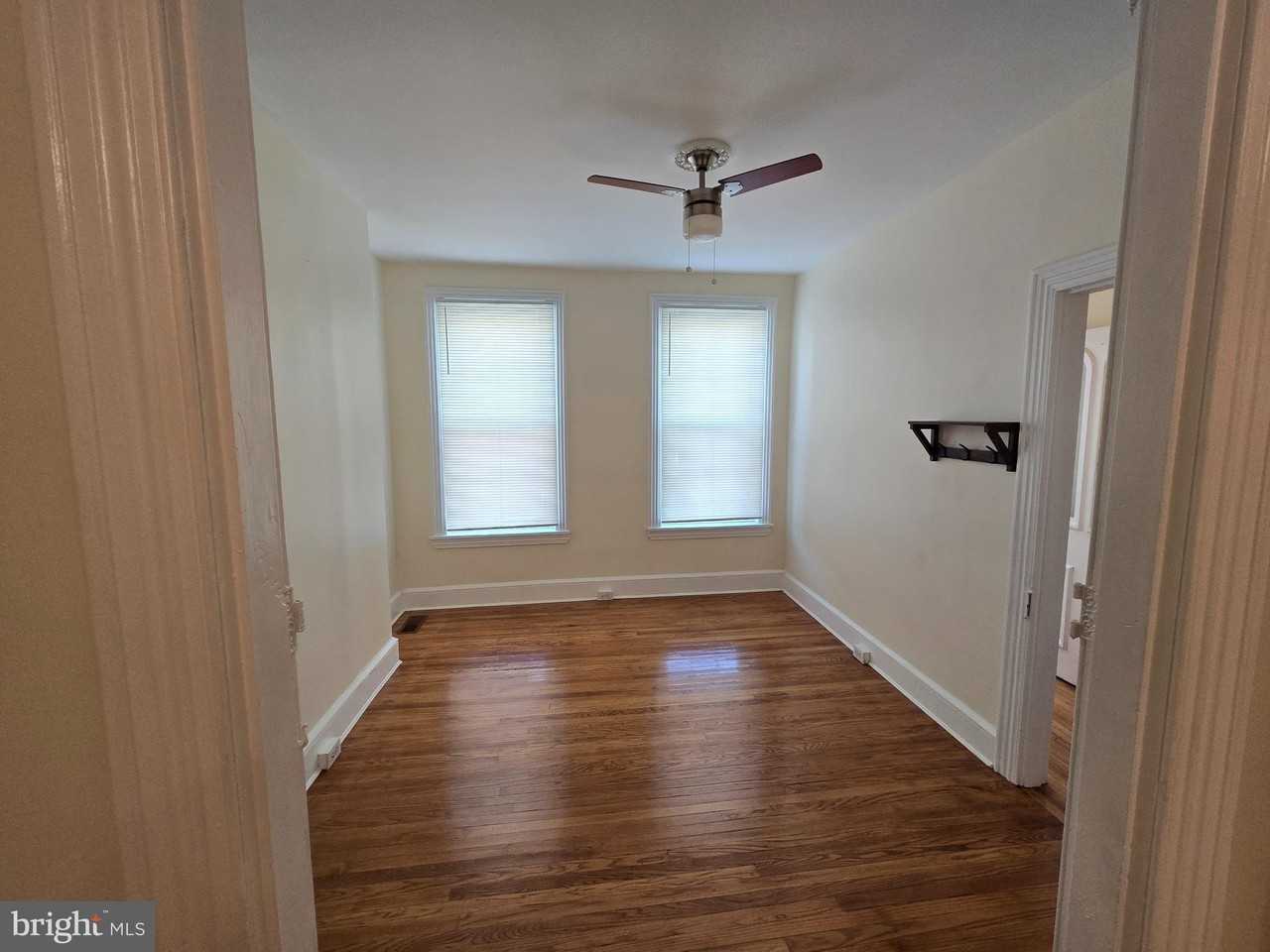 1317 N Walnut St - Photo 3 of 17