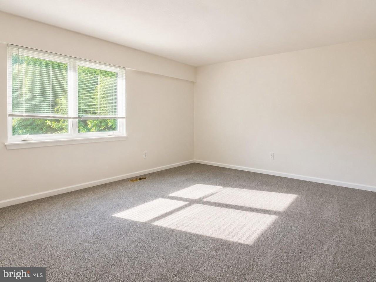 74 Gentry Ct - Photo 4 of 5