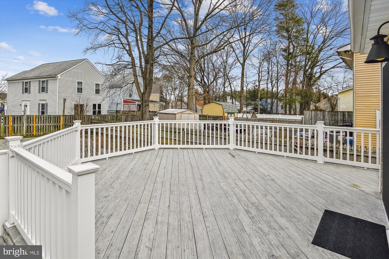 3512 Old Crown Dr - Photo 3 of 38