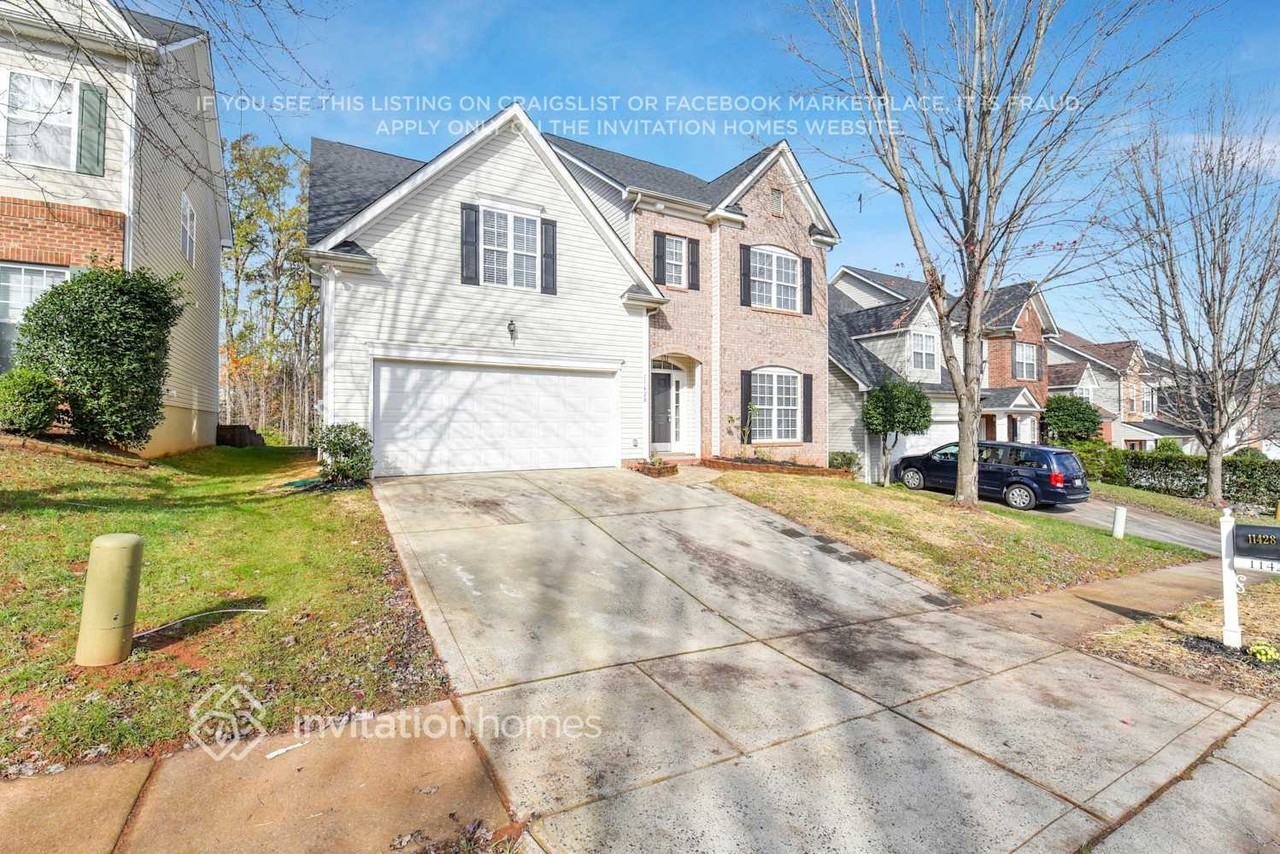 11428 Callahan Mill Dr - Photo 2 of 32
