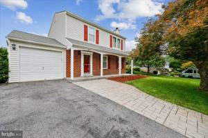 featured image of 10417 Carlyn Ridge Rd