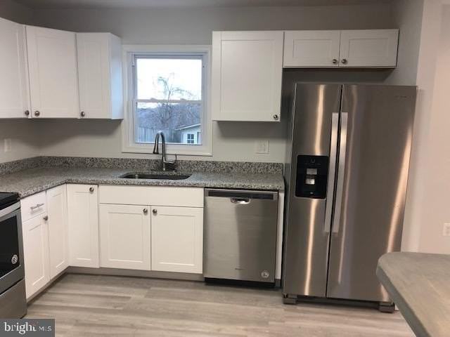 9104 Cooper Dr - Photo 5 of 28