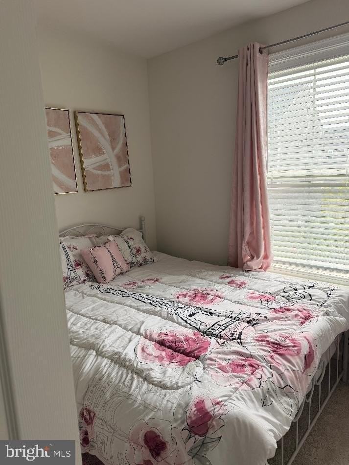 1011 Flester Ln - Photo 7 of 11