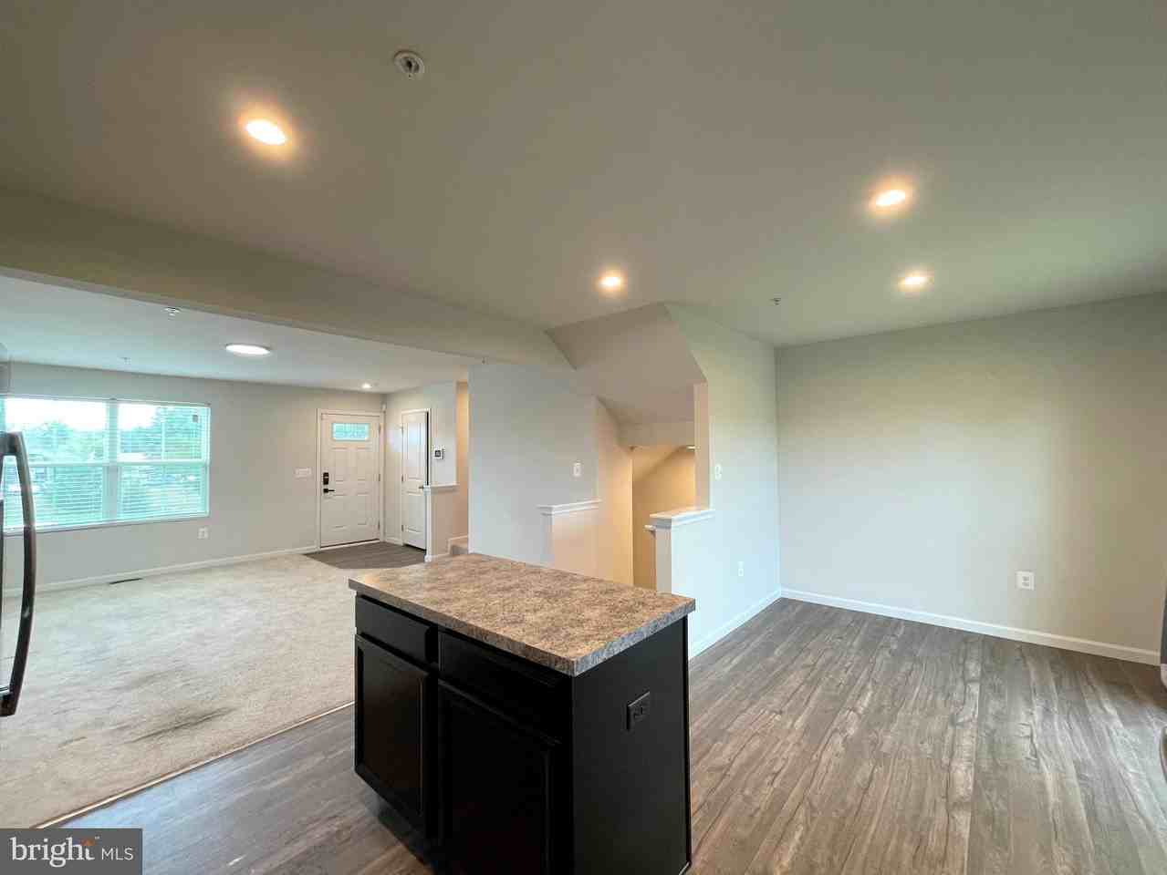 46350 Sandbar Ln #C - Photo 6 of 23