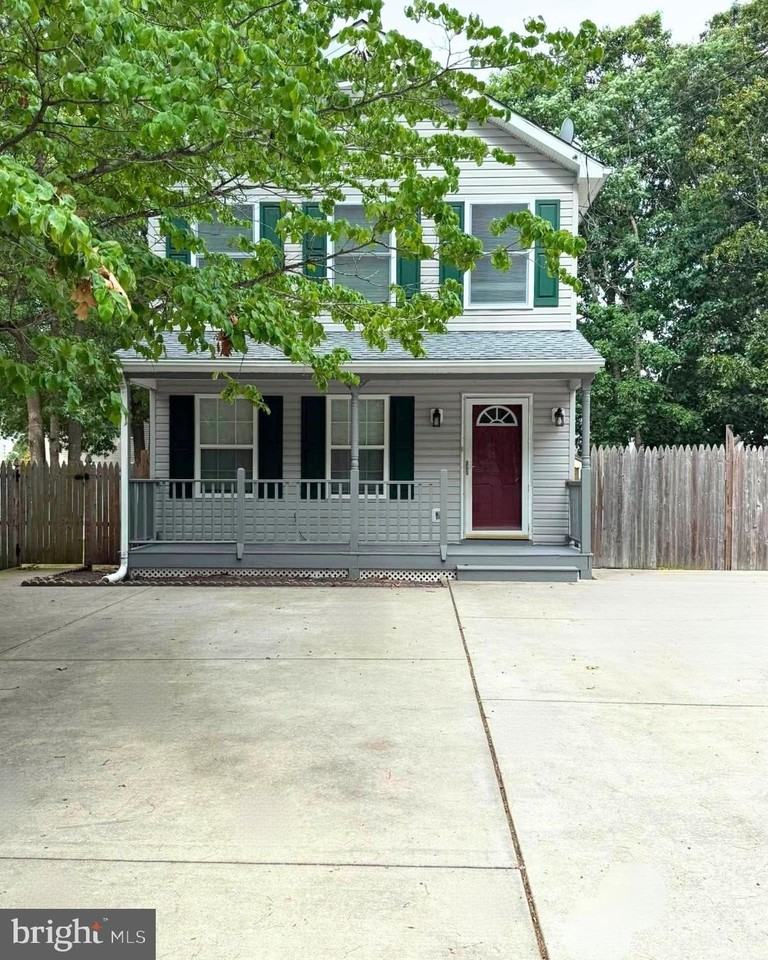 419 S Yam Ave - Photo 2 of 16