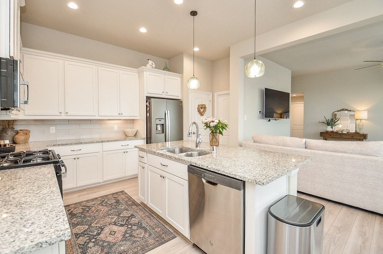 5146 Prairie Terrace Ln - Photo 2 of 29