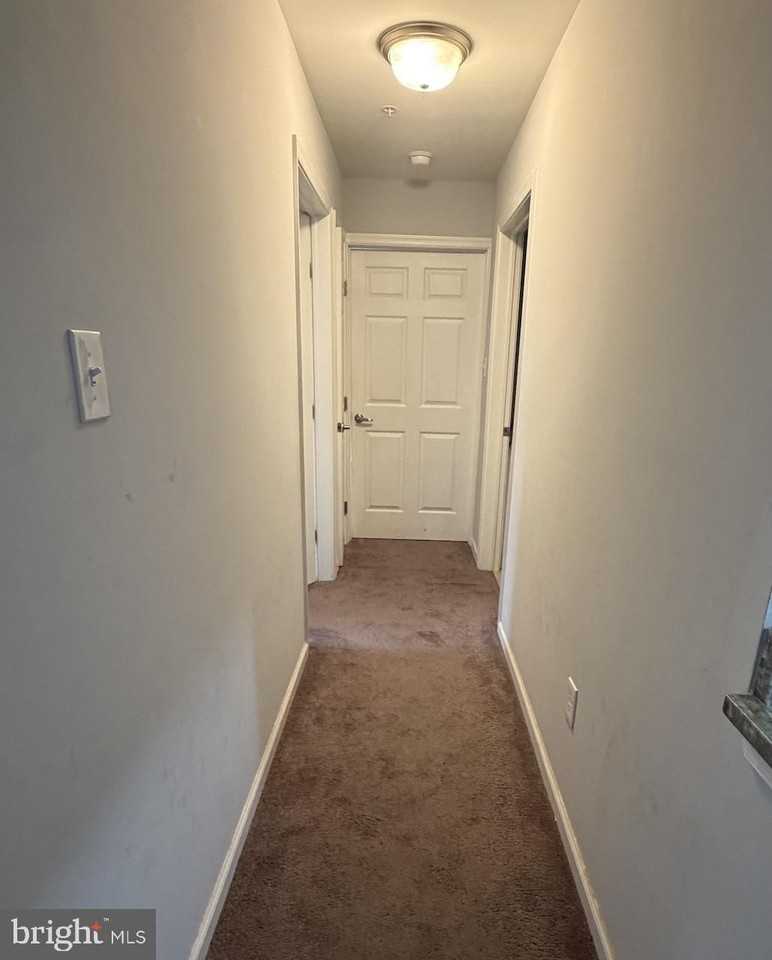 2805 Auburn Ct - Photo 4 of 9