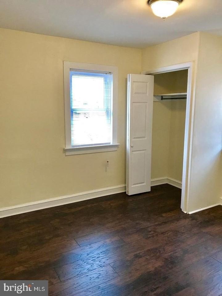 511 S Broadway #2 - Photo 2 of 6