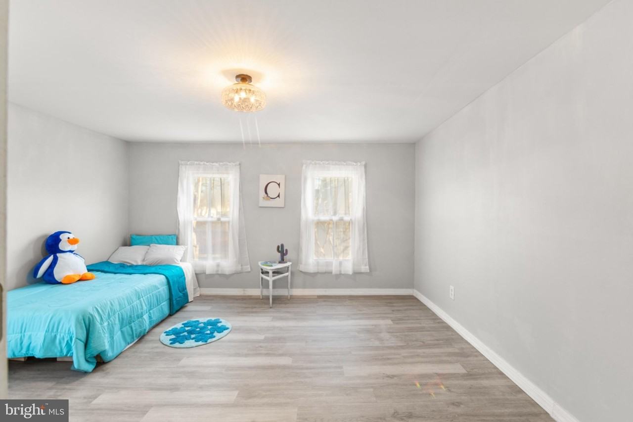 3840 State St - Photo 7 of 12