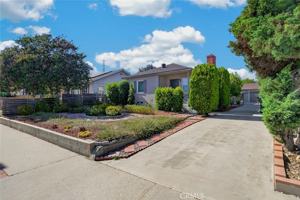 featured image of 3227 E Del Mar Blvd