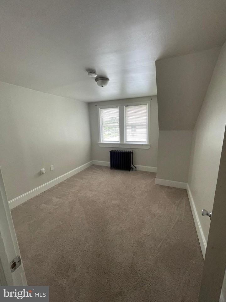 126 Grove St #2ndFL - Photo 6 of 16