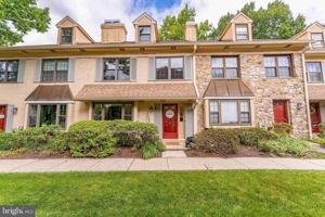 featured image of 11 Chateau Cir