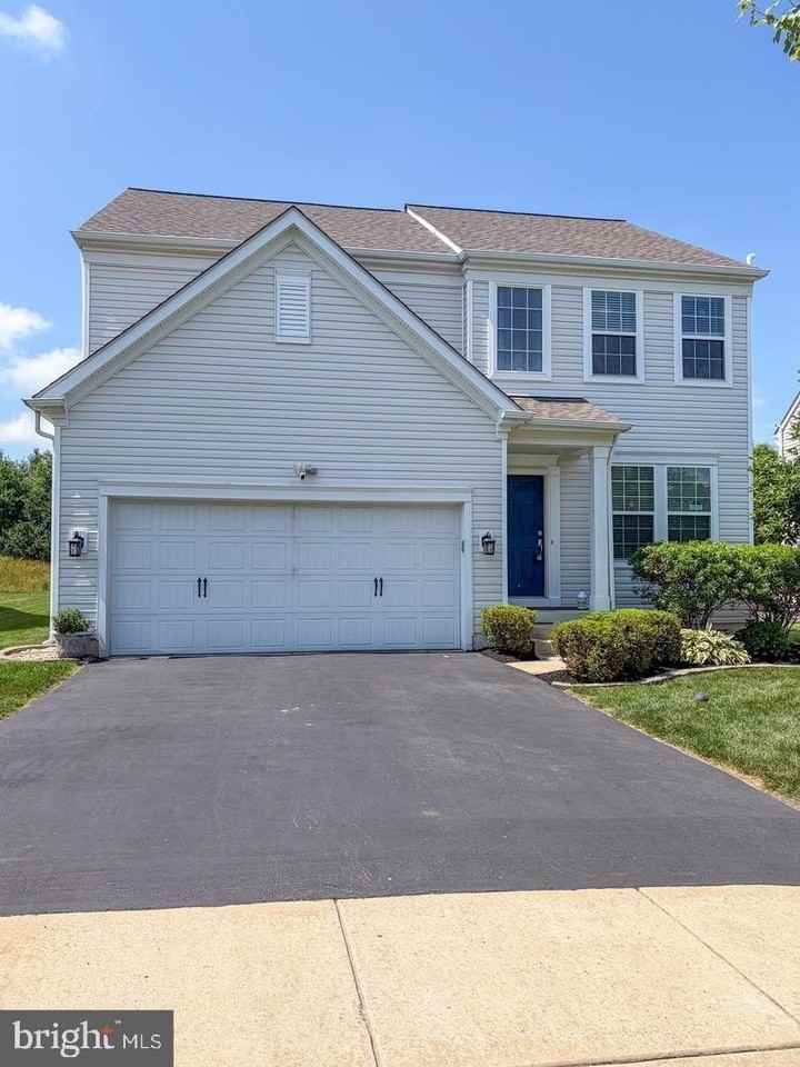 823 S Haines Cir - Photo 2 of 44