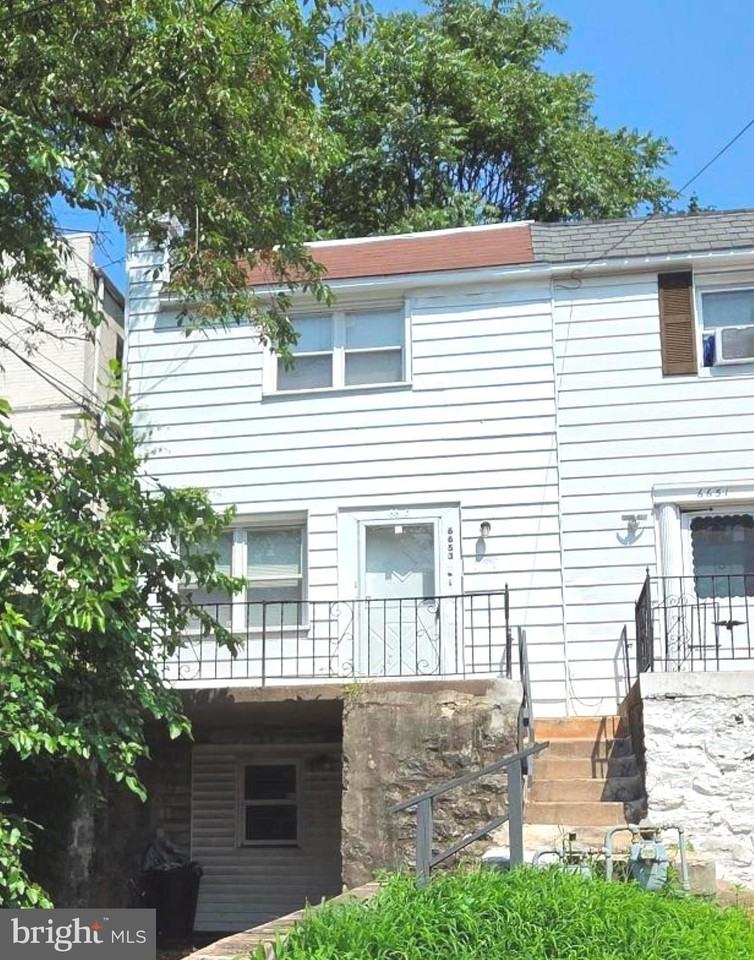 6653 Perry Ave - Photo 2 of 18