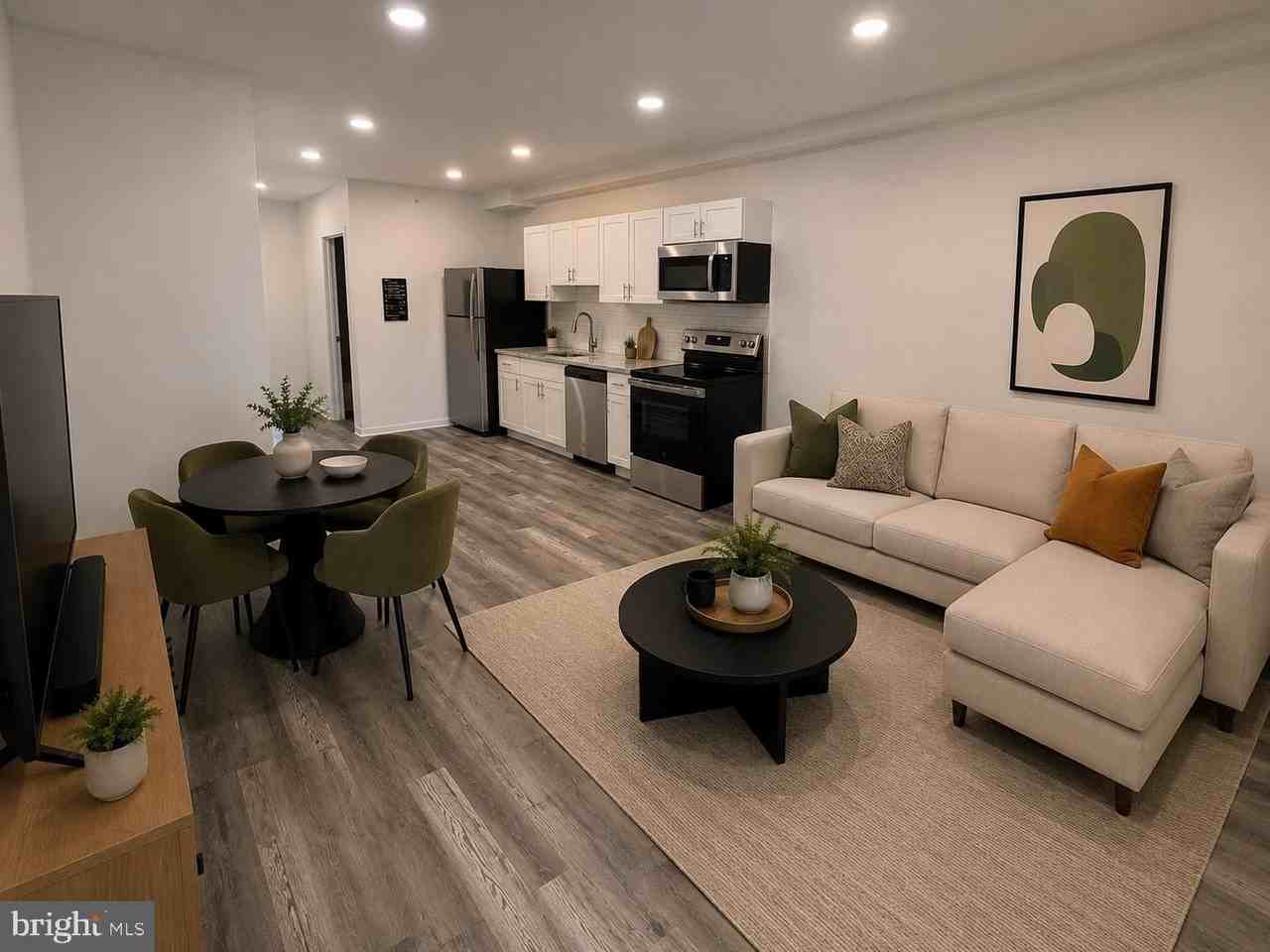 1219 W Butler St #3 - Photo 3 of 7