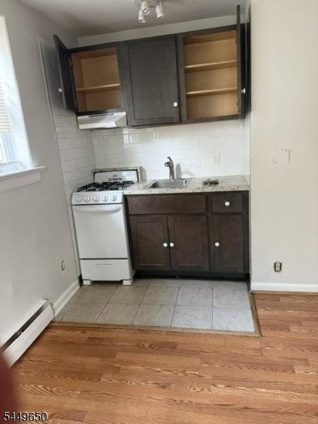 2116 Stanley Ter - Photo 2 of 13