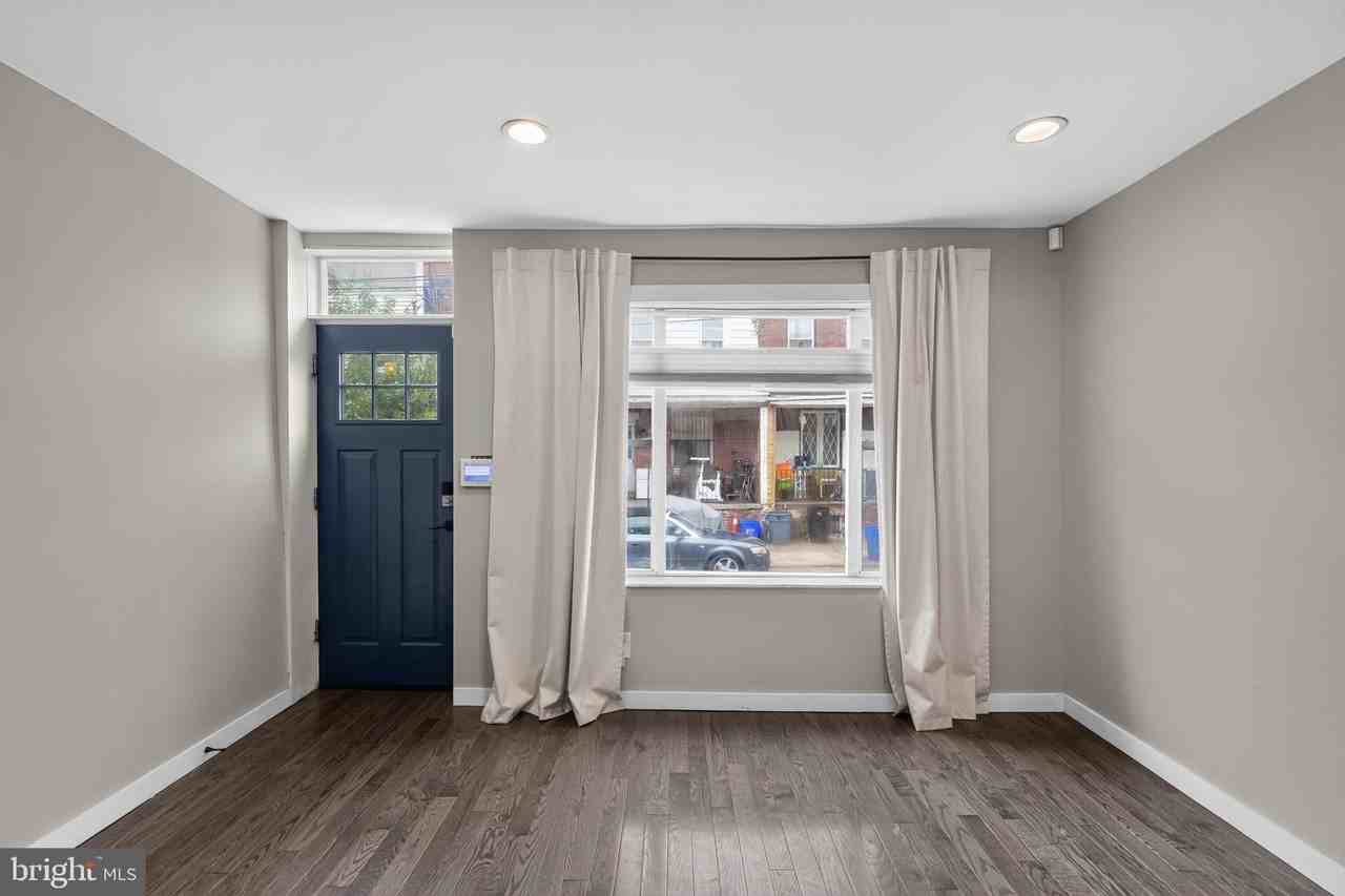 1911 S Lambert St - Photo 2 of 30