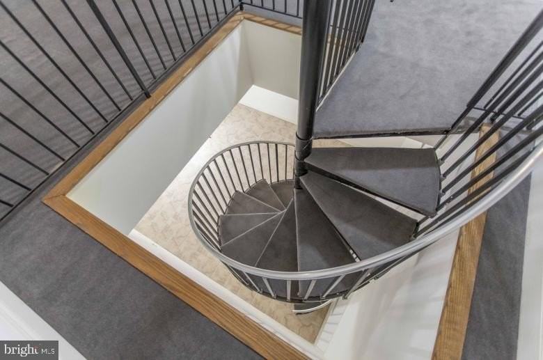 1222 Arch St #203 - Photo 5 of 22